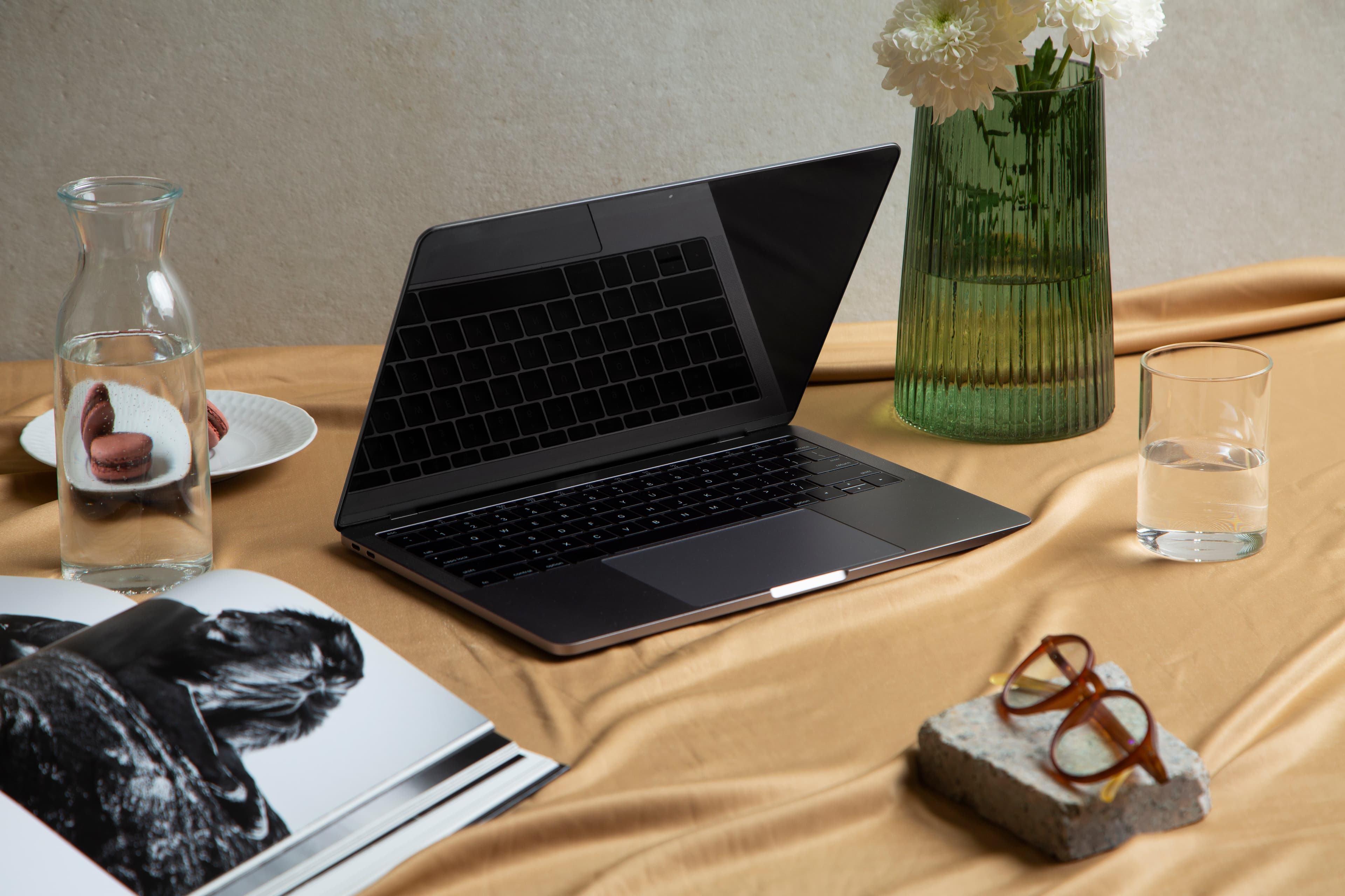 Content and growth visual